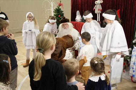 Dedek Mraz v Mirni Peci 2025 (27)